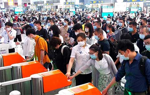 铁路小长假客流启动