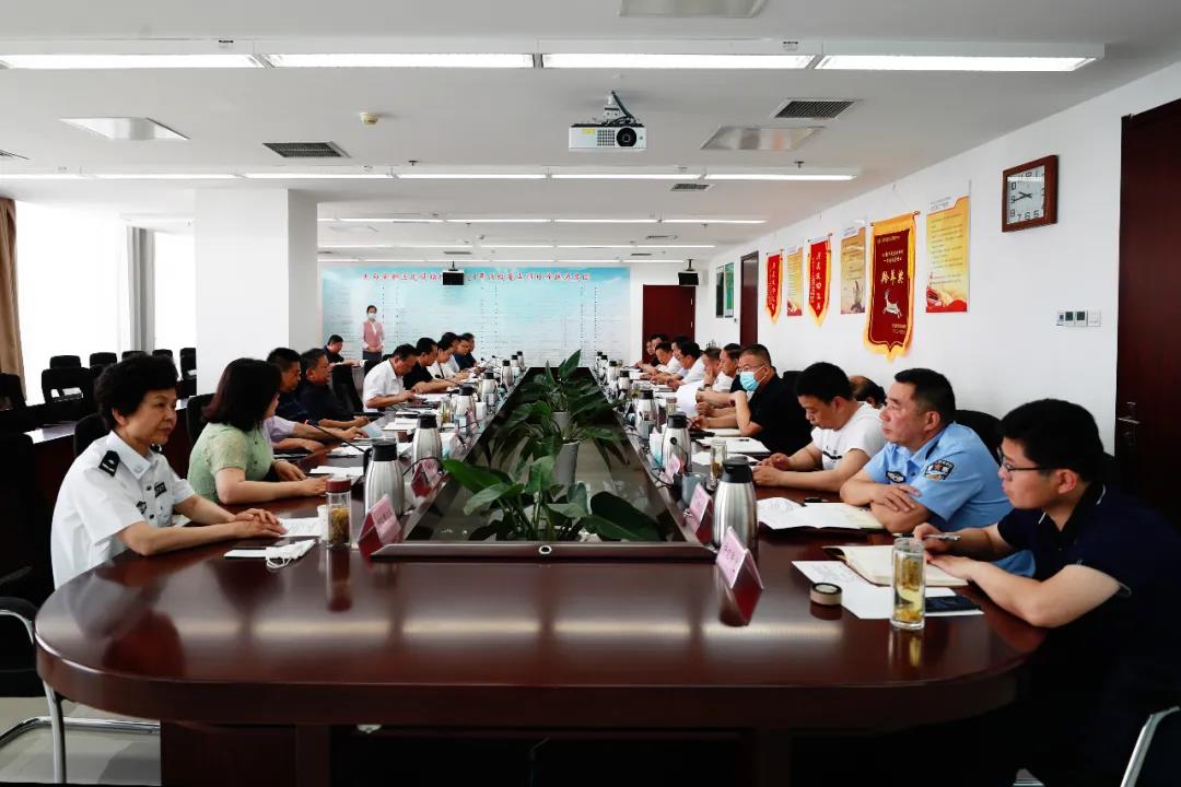 市政协副主席李克学带队来我区督导国家卫生城市复审工作