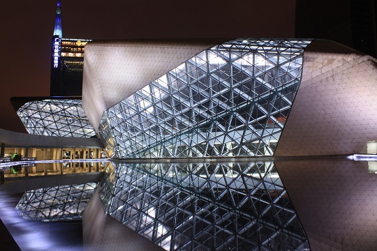 如何打造具有城市文化特色的剧院?