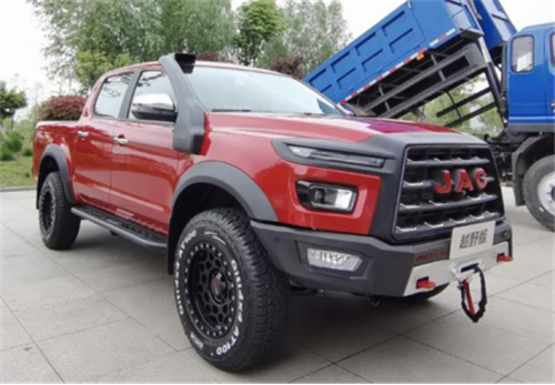 国产越野皮卡新选择！江淮悍途山猫版上市，售16.68万元起