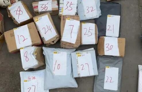 快递盲盒不能成为“法盲之盒”