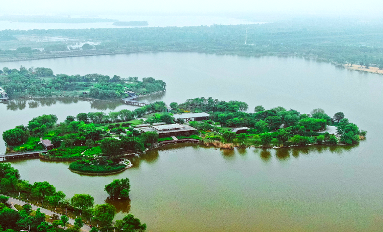 济宁华侨城纯水岸生活美学 | 为一个家，创想一个世界