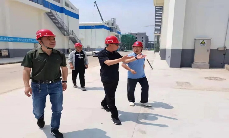 靳泽明到济宁江北现代粮食物流园督导安全生产工作