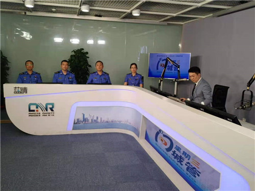 《行风在线》特别版“星期三问城管”聚焦占路经营、露天烧烤、小广告治理