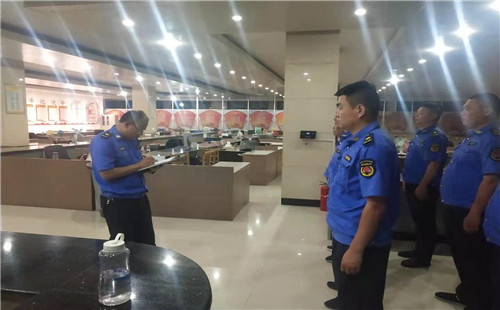 山亭区综合行政执法局创卫整治再加压