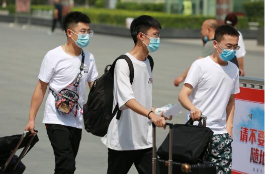 各部门多措并举保障暑运出行