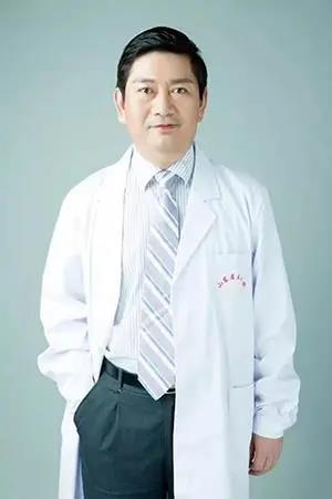 7月8日(周四)德州市立医院特邀山东省立医院妇科专家李长忠教授坐诊、查房、手术