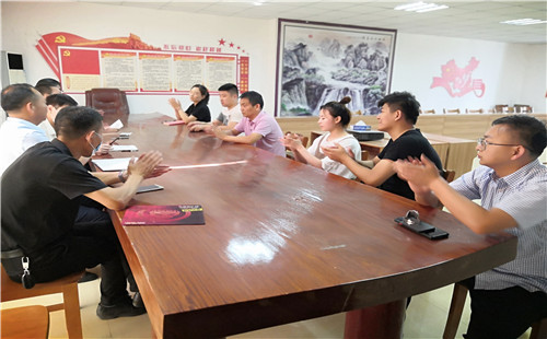 薛城区工商联组织民营企业家 学习贯彻习近平总书记“七一”重要讲话精神