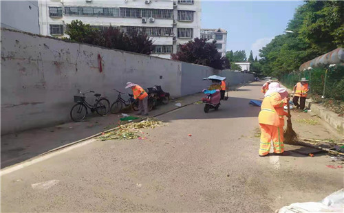 便民市场环境整治 旧貌换新颜