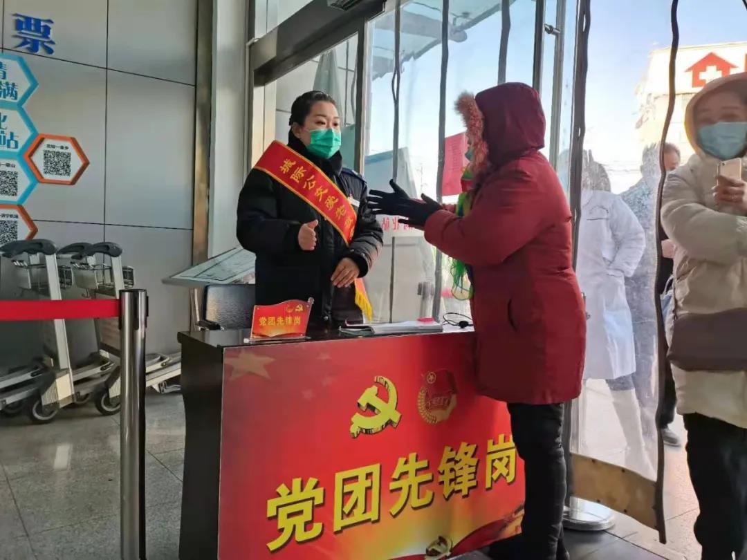 “闪耀交运”党员先锋建功 | 济宁城际公交总部党团先锋岗赵娜二三事