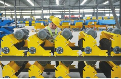 安徽南陵：做大做强快递物流智能装备产业集群