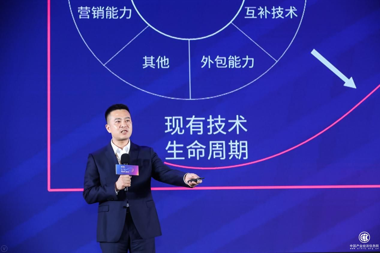 “双轮驱动、步步为赢” 爱玛科技集团经销商大会举办