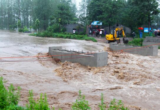 应对严重洪涝灾害 多部门驰援河南