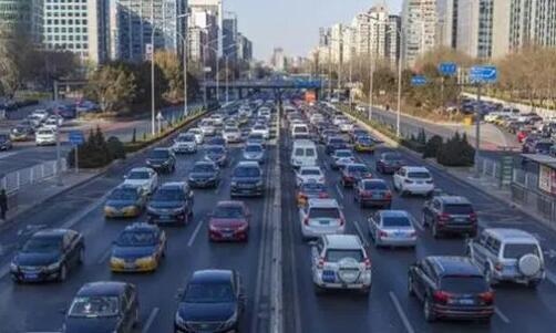 全国60分钟以上极端通勤人口减少 但这5城仍在增加