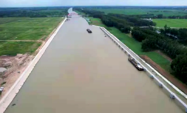 济宁京杭运河湖西航道（二级坝~苏鲁界）改造工程提前交工验收