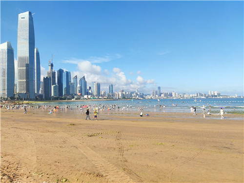 青岛海水浴场实时服务微信小程序上线  市民游客出行游玩有了新“导航”