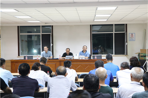 做党和人民满意的律师 记青岛市人大代表 山东瀚生律师事务所党支部书记闫浩