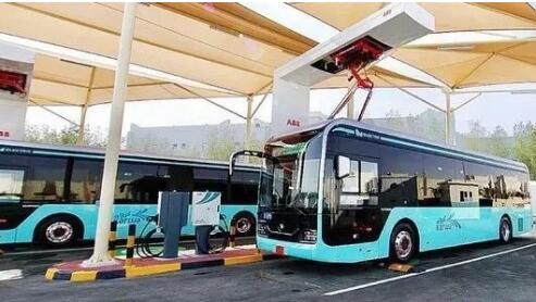 宇通造卡塔尔世界杯专用电动客车亮相多哈