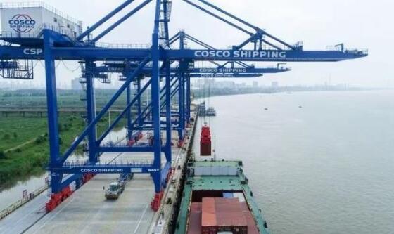 国内首座铁路装卸自动化码头开港通车