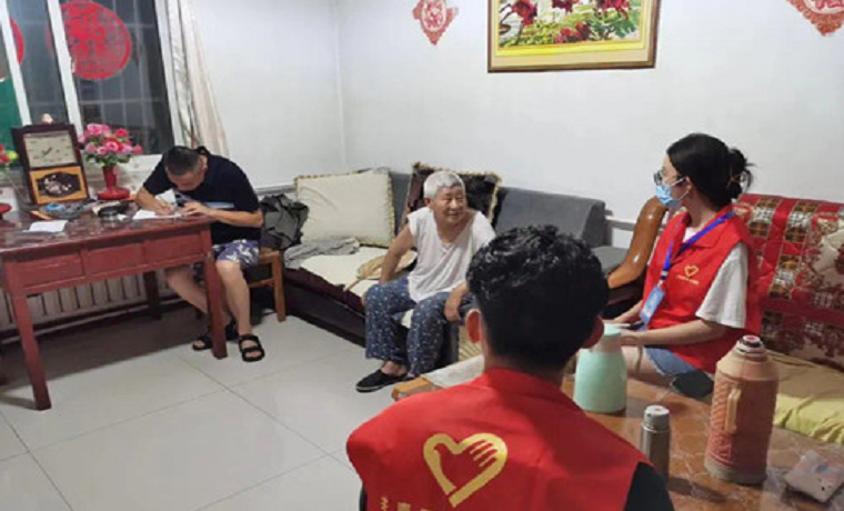 共筑防疫长城 济宁任城区700余名志愿者下沉社区