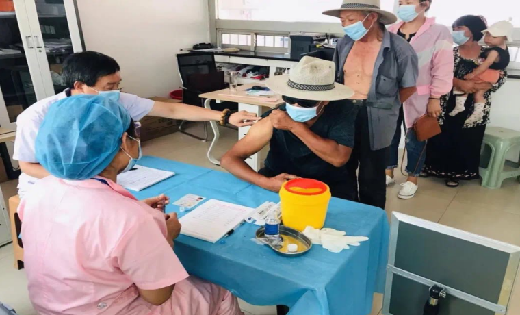 【我为群众办实事】南桥镇：疫苗接种“加速度”