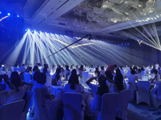 一缕微光，百里灯塔|禧念727盛会,7年磨一剑，出鞘即锋芒