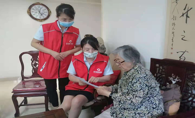 新时代文明实践志愿者成为柳行街道疫情防控一线的亮丽风景