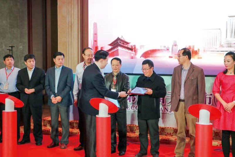 庆祝第四个中国医师节：德州市立医院宋强，和甲状腺癌斗争到底