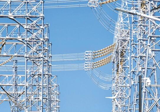电力建设市场趋向多元低碳