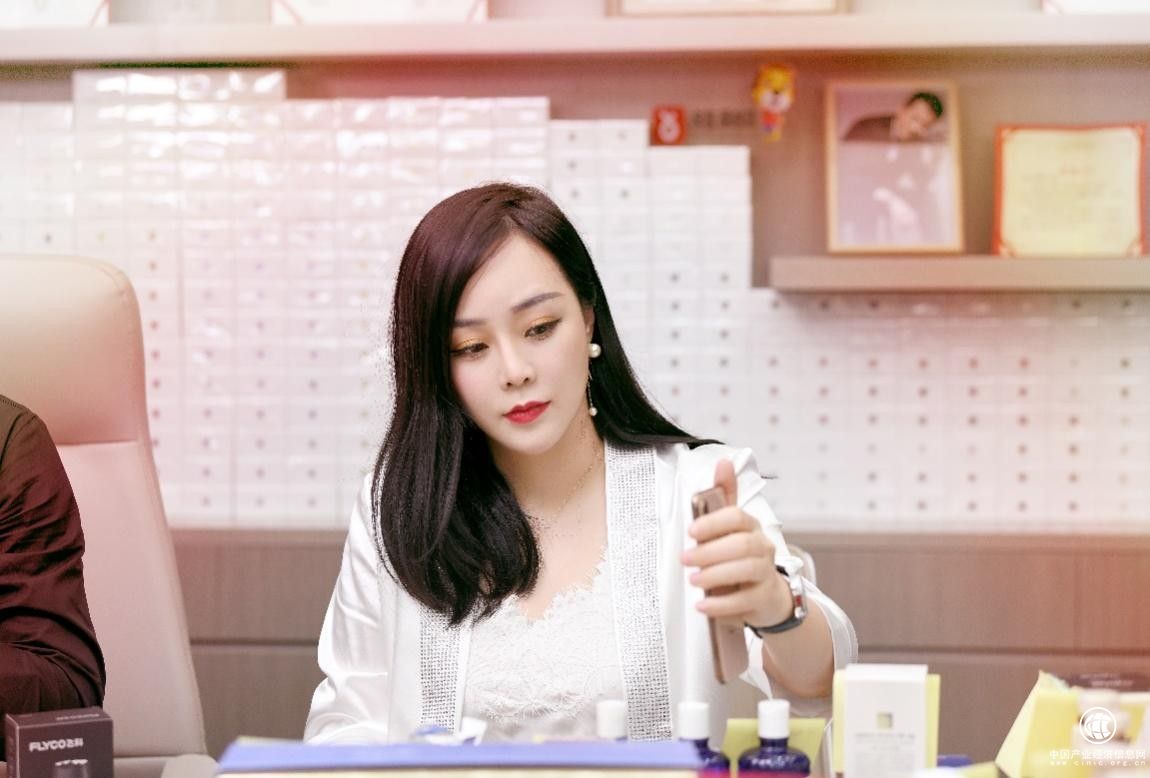 雪大初瑞雪现身说法，“躺平”要不得，奋斗是正途