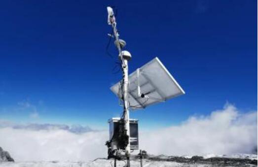 中国首套冰川实时监测系统已投入使用 数据5分钟更新一次