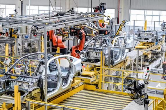 5年内1500亿元投入研发 吉利明年量产7纳米车规级SoC芯片