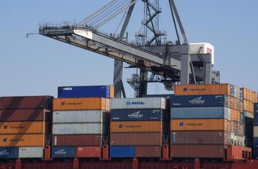 外贸企业“箱愁”难解 部分货物因滞留费高遭弃货