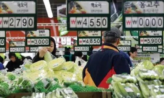 国际通胀压力持续 中国成全球物价“稳定器”