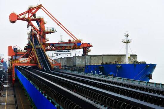 河北黄骅港今年煤炭装船量已突破2亿吨