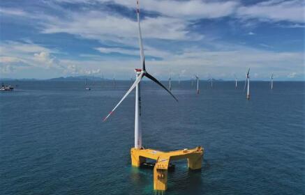 全球首台抗台风型漂浮式海上风机成功并网发电
