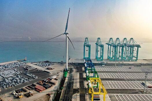 我国港口首个“风光储荷一体化”智慧绿色能源项目并网发电