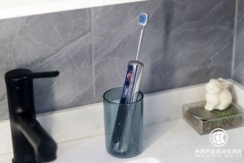 电动牙刷哪个牌子好？分享高性能电动牙刷使用心得