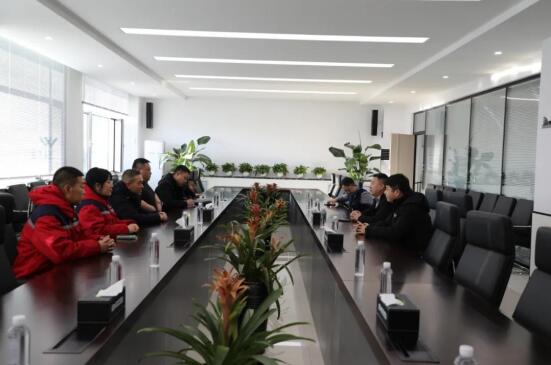 富裕老窖开展“名酒进名企”传喜讯