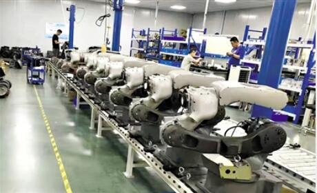 部分核心部件依赖进口 国产机器人成长快速“堵点”待解