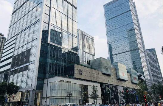 2021年成都经济和商业地产市场供需两旺