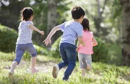 延长产假、推动普惠托育服务、发放生育津贴——三孩政策配套措施正陆续出台