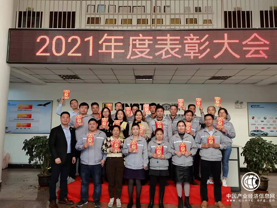 金汤橡塑：创新研制精品 优质橡塑材料供应商