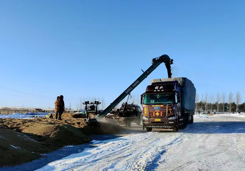 黑龙江前进农场有限公司备春耕兼顾“三个同步”