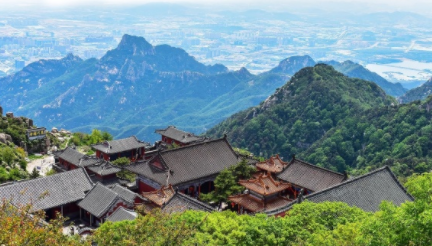 旅游产业傲雪迎春