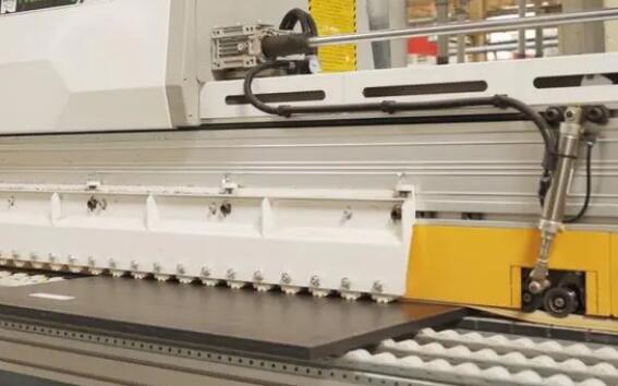 曲美家居入选“2021年度智能制造试点示范工厂”