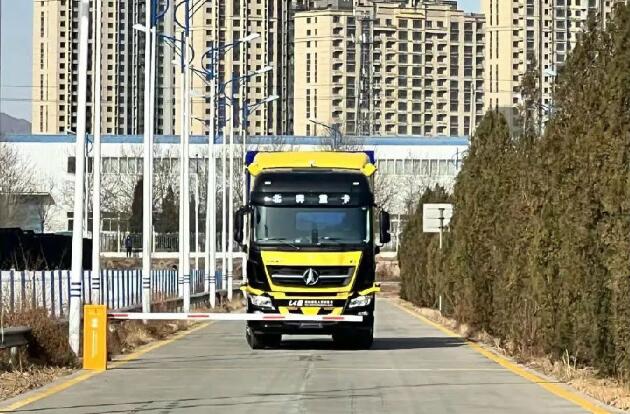 兵器工业集团无人驾驶重卡技术助力中蒙口岸智慧通关