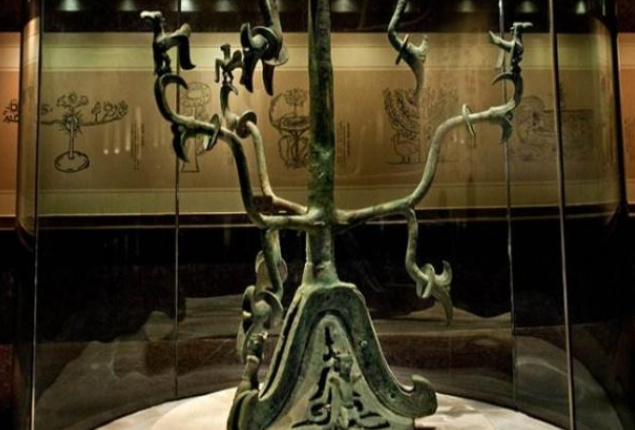 全国十大考古新发现终评项目：三星堆祭祀区内部布局初步摸清