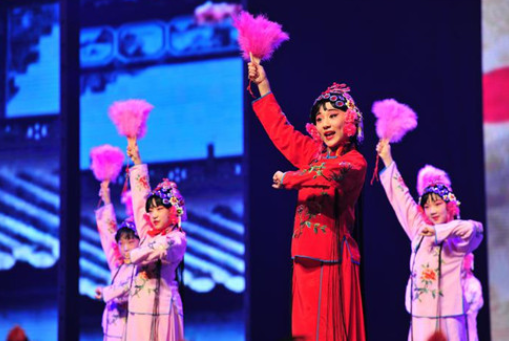 直播间里的乡音让游子“破防”