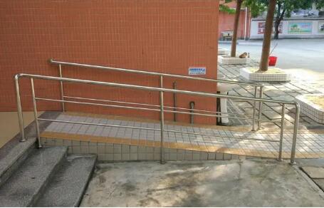 我国构建新型工程建设无障碍标准体系打通畅行“最后一米”